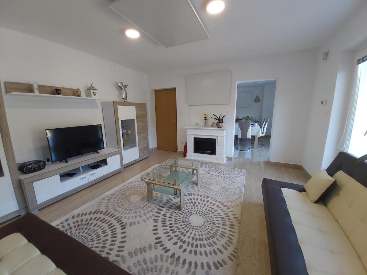 Divaca, Vila Srebrna Extérieur photo